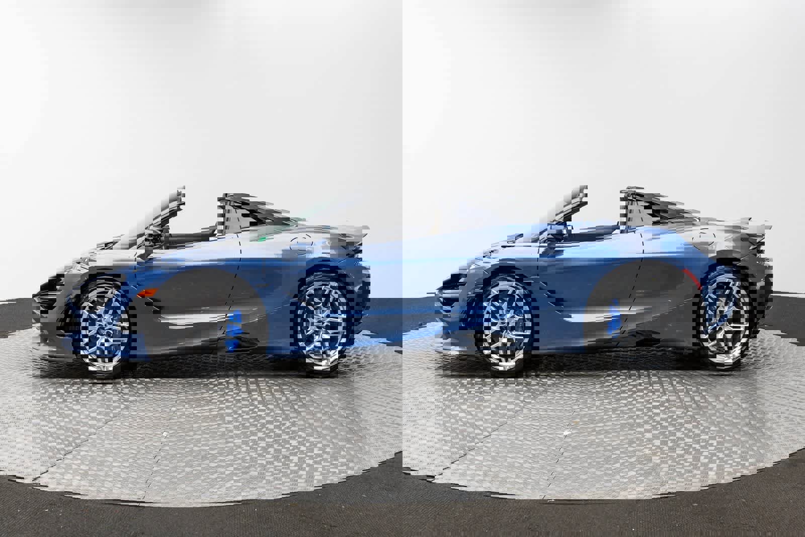 New 2026 McLaren 750S Spider image 3