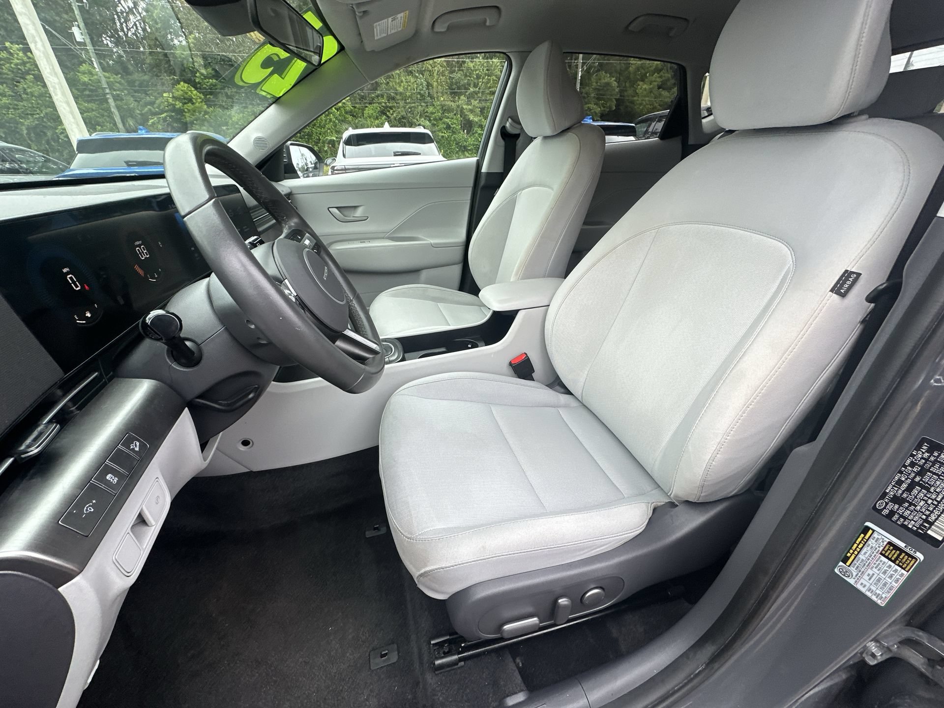 Used 2025 Hyundai Kona SEL FWD image 19