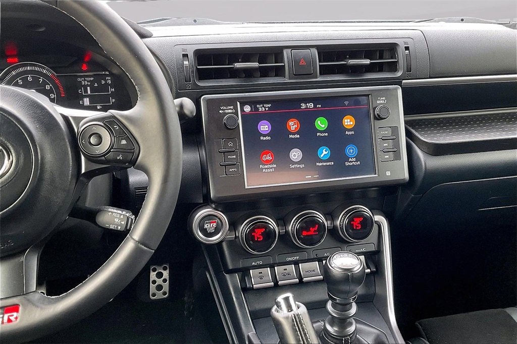 Used 2024 Toyota GR86 Premium image 9