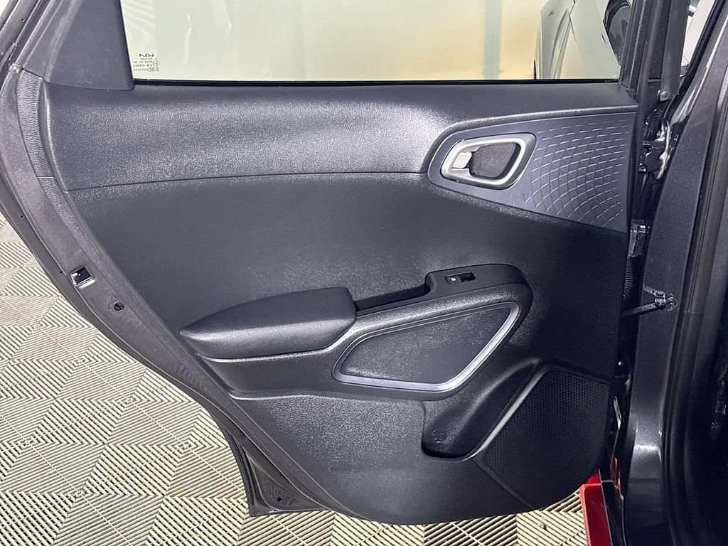 Certified 2022 Kia Soul GT-Line FWD image 21