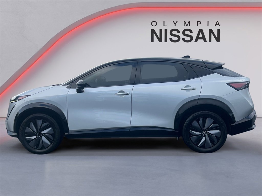 Used 2023 Nissan Ariya AWD image 2