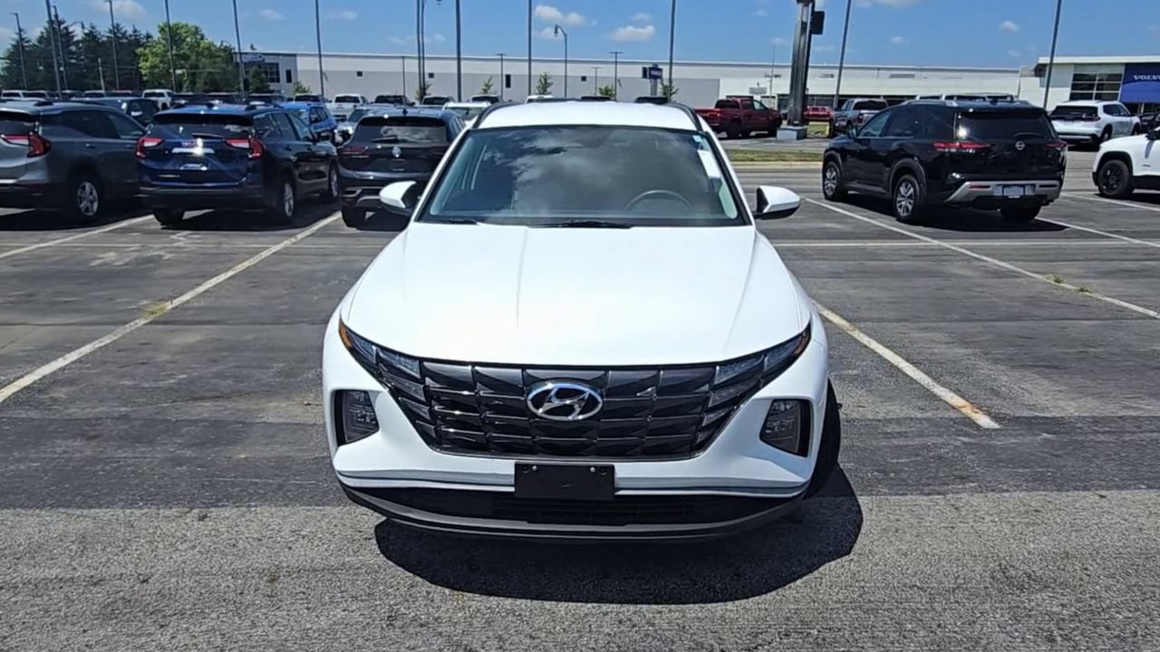 Used 2024 Hyundai Tucson SEL FWD image 3