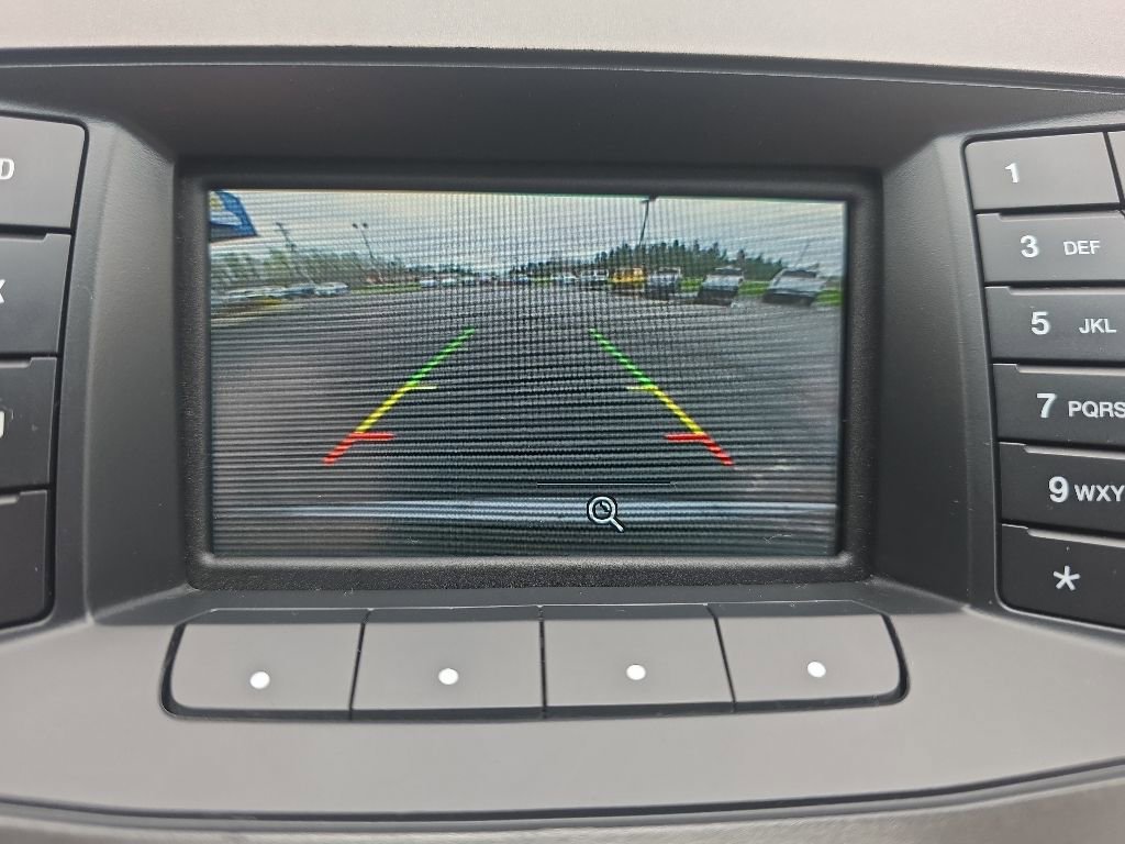 Used 2019 Ford Taurus SE FWD image 20
