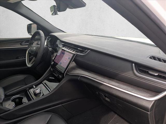 Certified 2025 Jeep Grand Cherokee Limited image 20