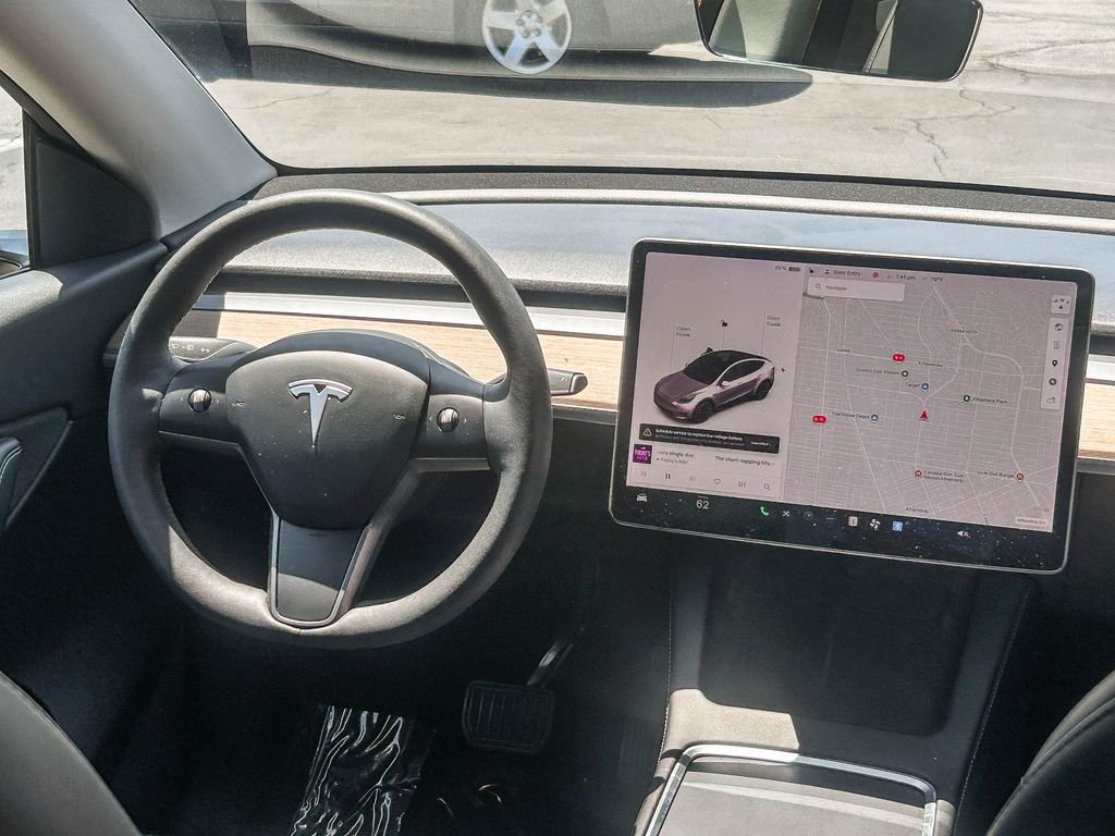 Used 2021 Tesla Model Y Long Range AWD/4WD image 12