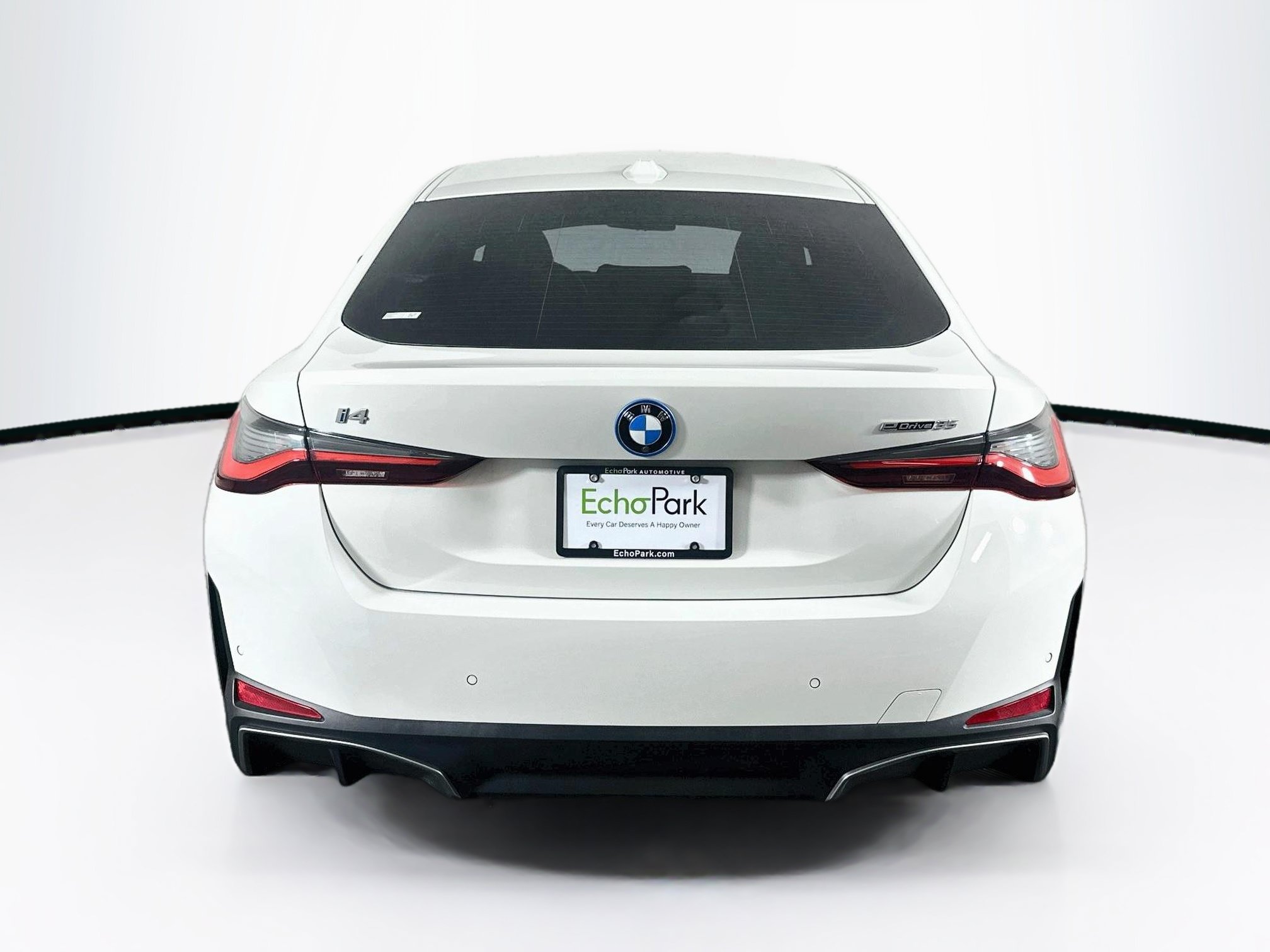 Used 2023 BMW i4 eDrive35 RWD image 7