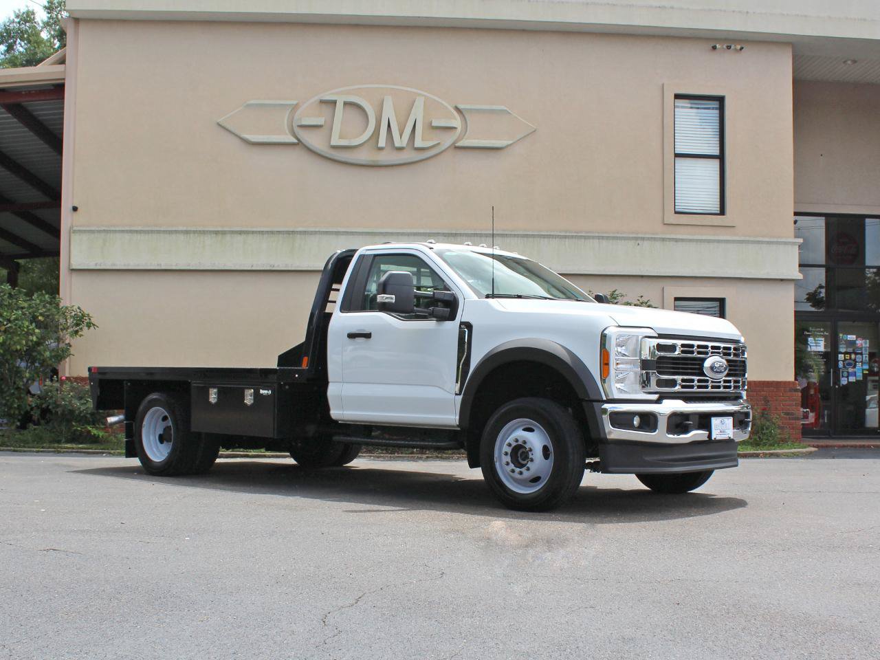 Used 2023 Ford F450 XL w/ Snow Plow Prep Package AWD/4WD image 5