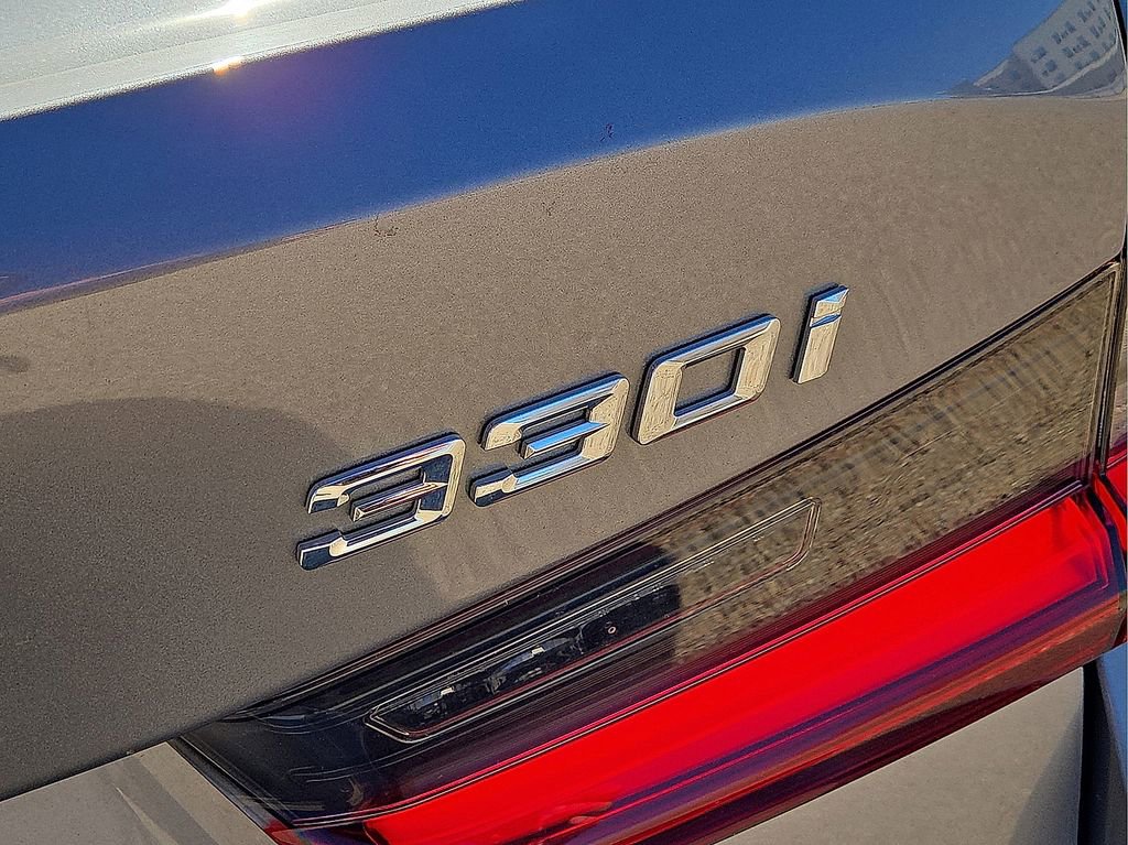 Used 2024 BMW 330i Sedan w/ Convenience Package image 13