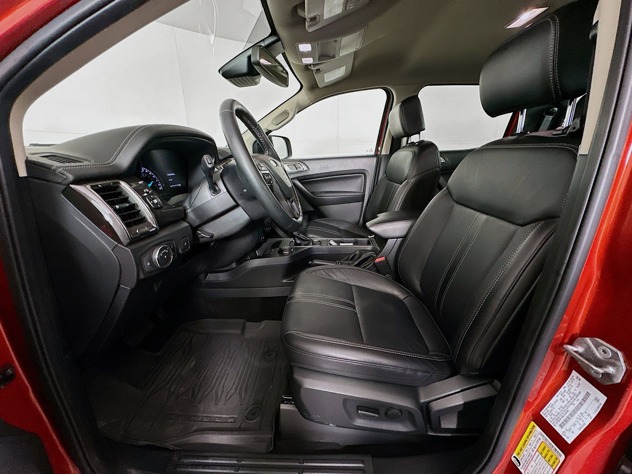 Used 2022 Ford Ranger Lariat w/ Equipment Group 501A High image 13