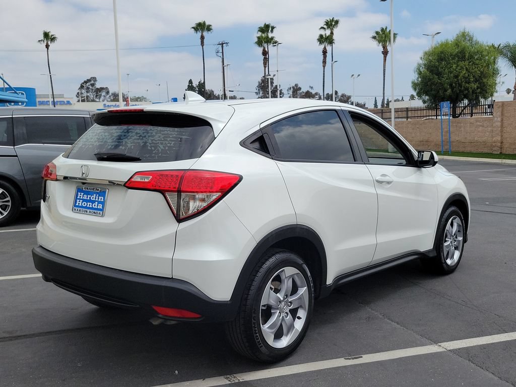 Certified 2020 Honda HR-V LX image 5