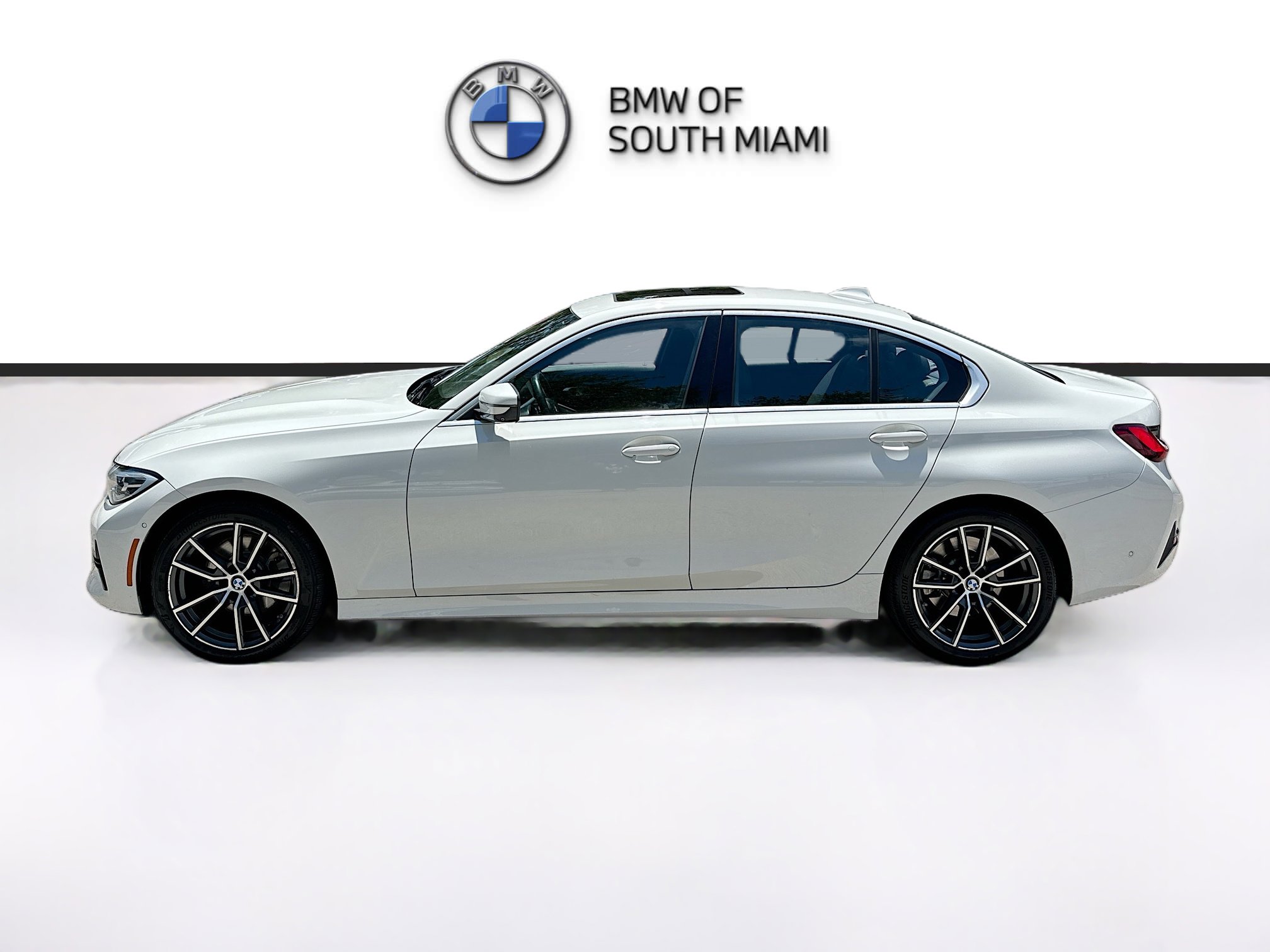 Used 2019 BMW 330i Sedan w/ Convenience Package RWD image 4