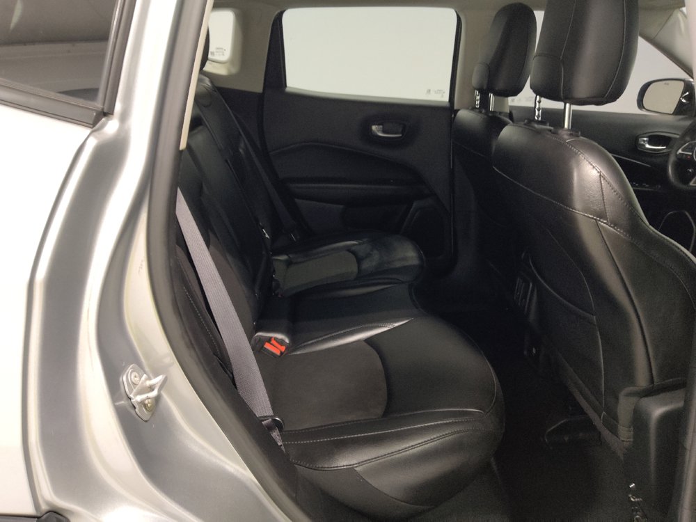 Used 2021 Jeep Compass Latitude AWD/4WD image 19