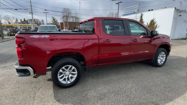 Used 2023 Chevrolet Silverado 1500 LT image 2