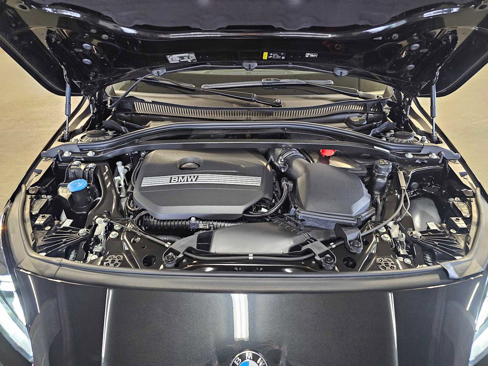 Certified 2025 BMW 228i xDrive w/ Premium Package AWD/4WD image 9