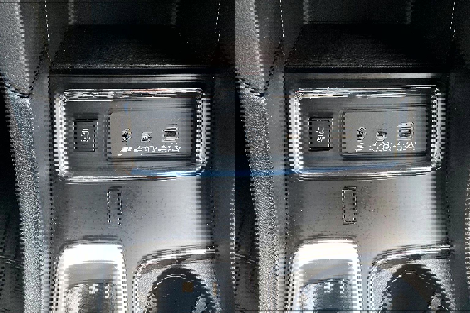 Used 2023 Subaru Ascent Onyx Edition Limited image 16