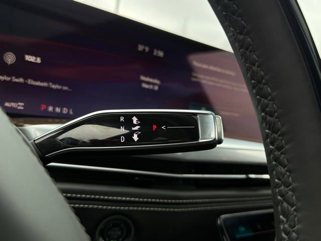 Used 2026 Cadillac Escalade Platinum Sport image 15