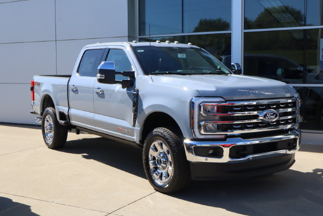 New 2027 Ford F350 Lariat w/ Lariat Ultimate Package AWD/4WD image 2