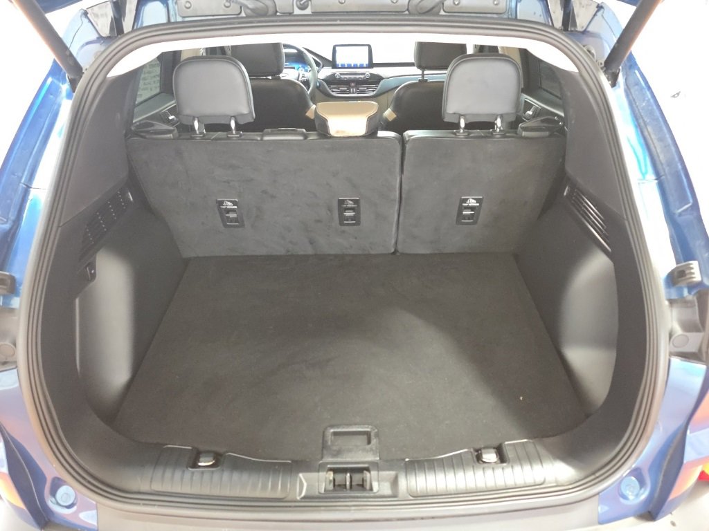 Used 2020 Ford Escape Titanium w/ Titanium Premium Package 2.0 image 15