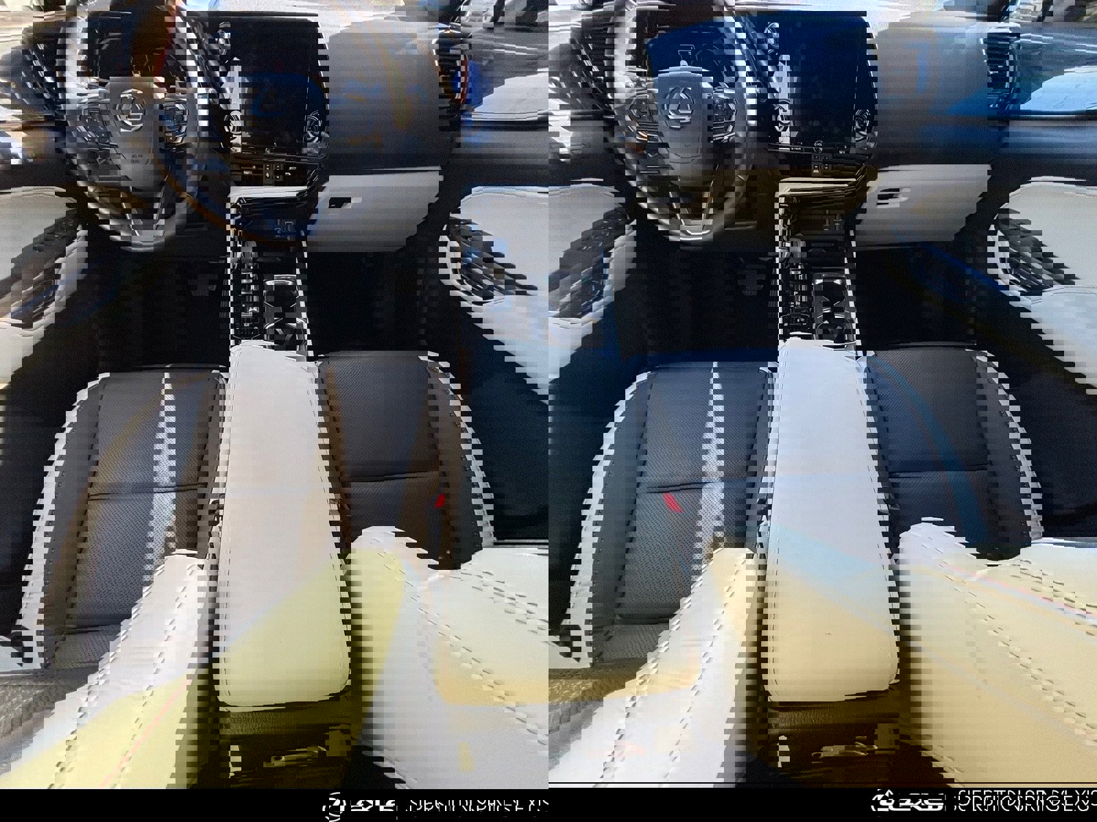 Certified 2024 Lexus NX 250 FWD w/ Premium Package image 8