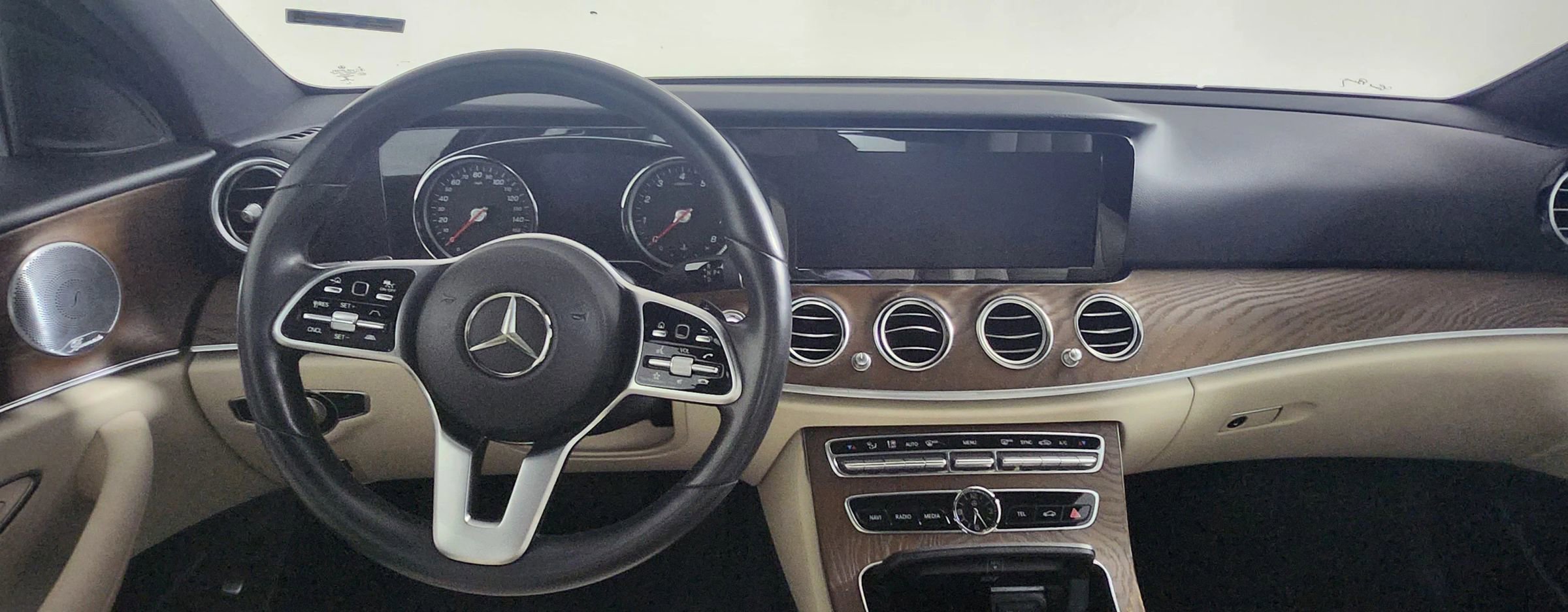 Used 2019 Mercedes-Benz E 450 E 450 4MATIC Sedan 4D image 25