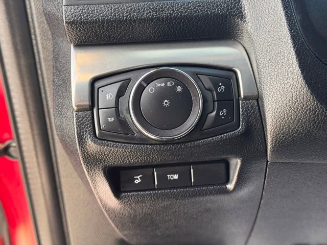Used 2019 Ford Explorer XLT w/ Equipment Group 202A image 16