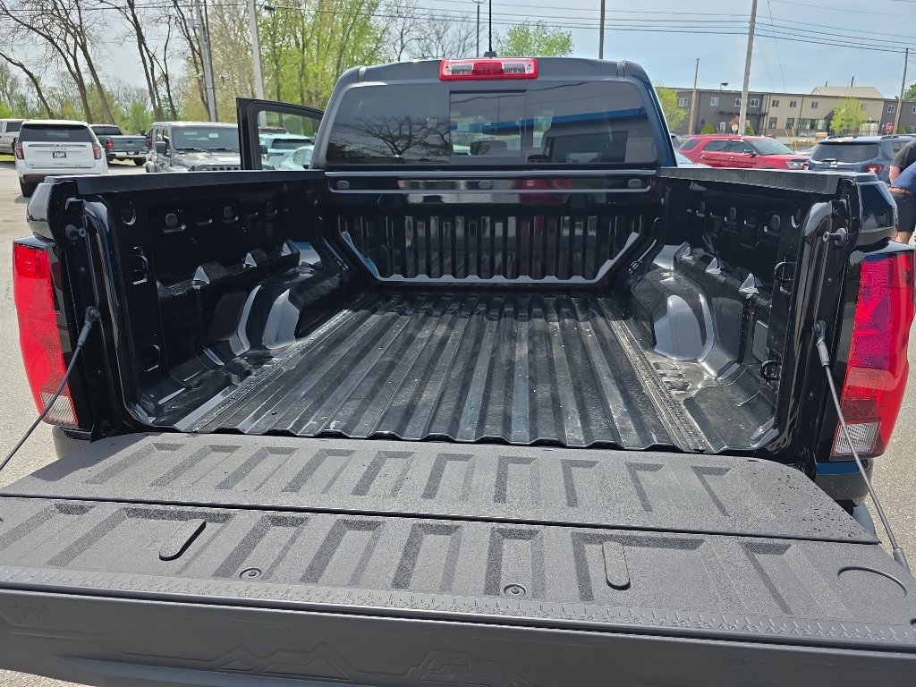 New 2026 Chevrolet Colorado LT w/ Advanced Trailering Package AWD/4WD image 18