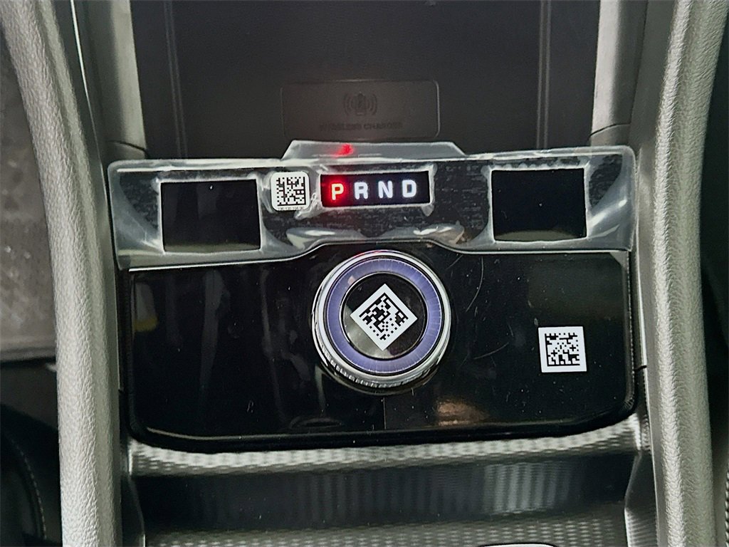 New 2025 Jeep Grand Cherokee Altitude image 12