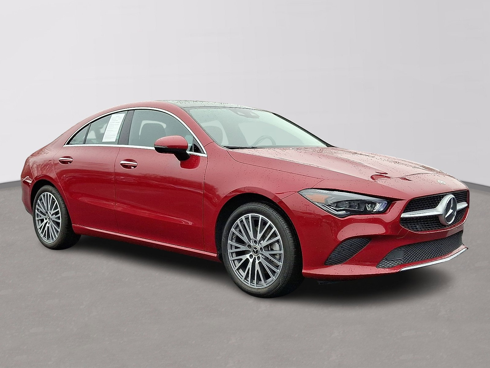 Used 2023 Mercedes-Benz CLA 250 4MATIC image 3