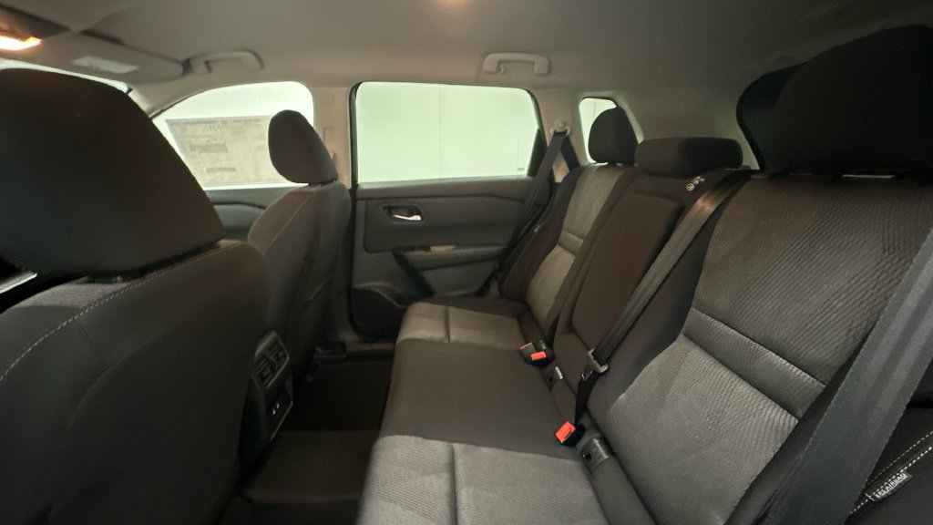 New 2026 Nissan Rogue SV AWD/4WD image 17