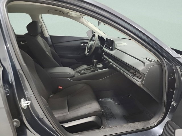 Used 2023 Honda Accord LX image 13