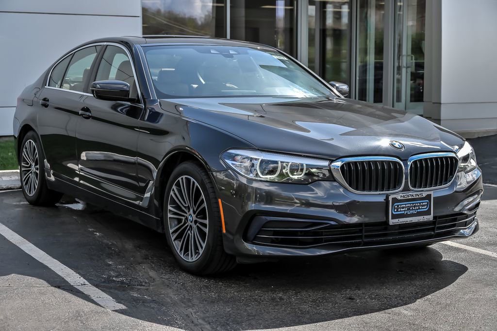 Used 2020 BMW 530i xDrive w/ Convenience Package AWD/4WD image 12