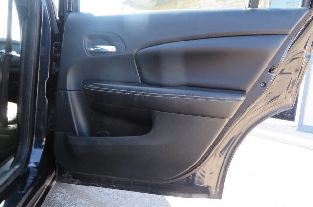 Used 2012 Chrysler 200 Limited w/ Sun/Sound Group FWD image 37