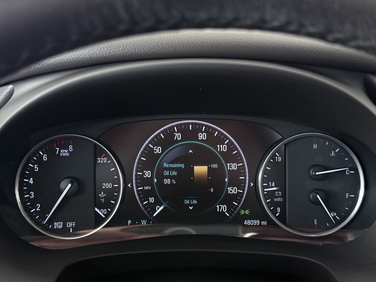 Used 2017 Buick LaCrosse Essence image 44