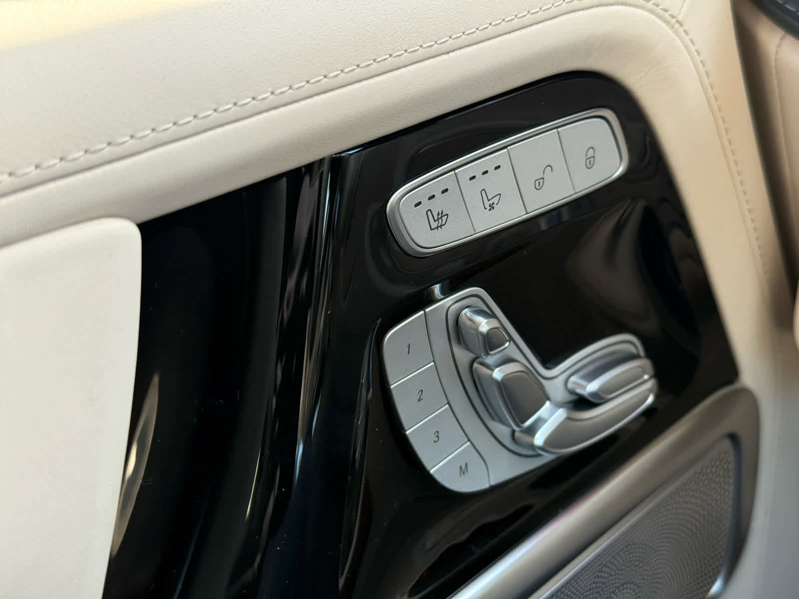 New 2026 Mercedes-Benz G 63 AMG 4MATIC image 22