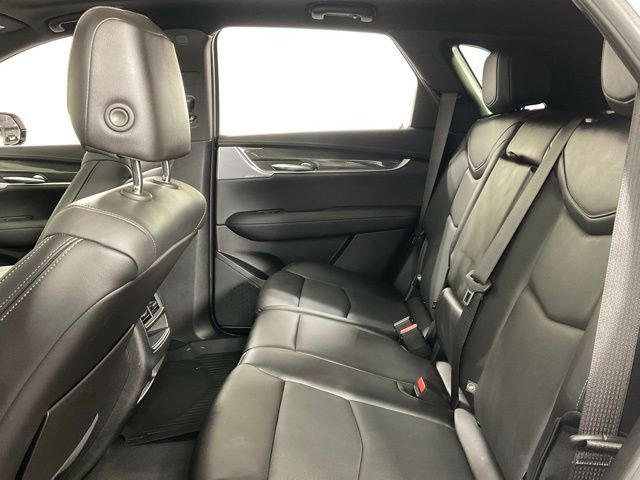 Certified 2023 Cadillac XT5 Sportv w/ Technology Package image 29
