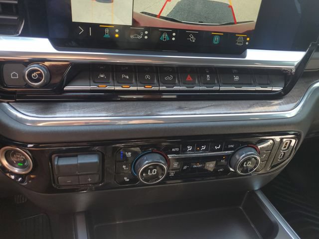 Used 2023 Chevrolet Silverado 1500 LTZ w/ Technology Package AWD/4WD image 27