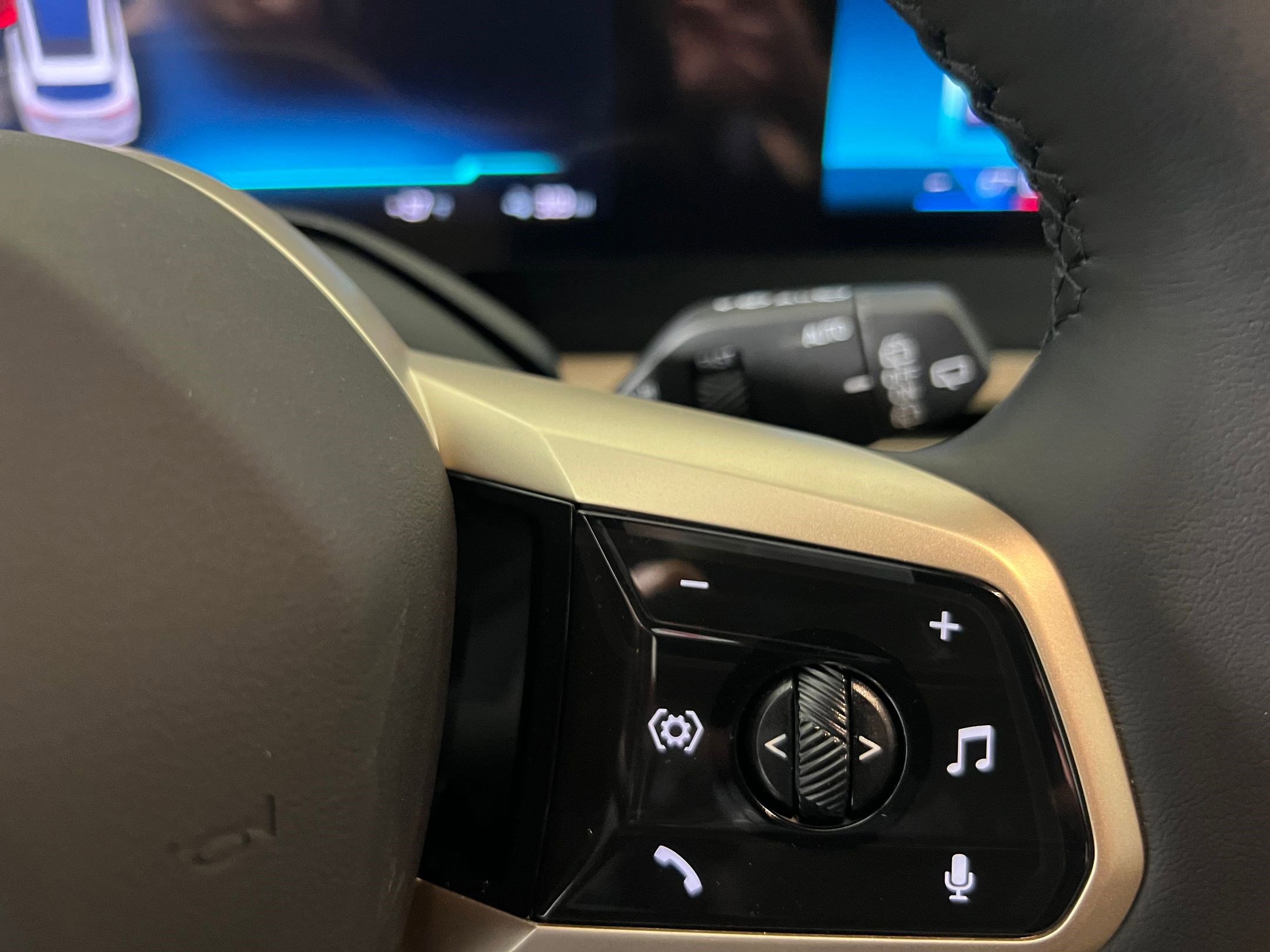 New 2026 BMW iX xDrive60 w/ Executive Package AWD/4WD image 26