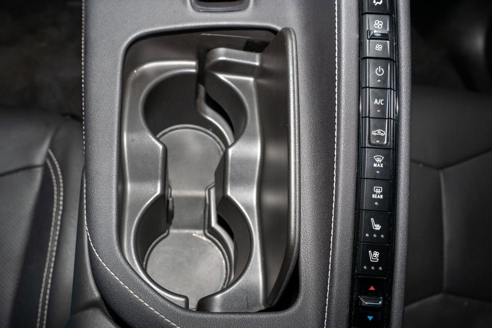 Used 2023 Chevrolet Corvette Stingray Preferred Cpe w/ Stealth Interior Trim Package image 18