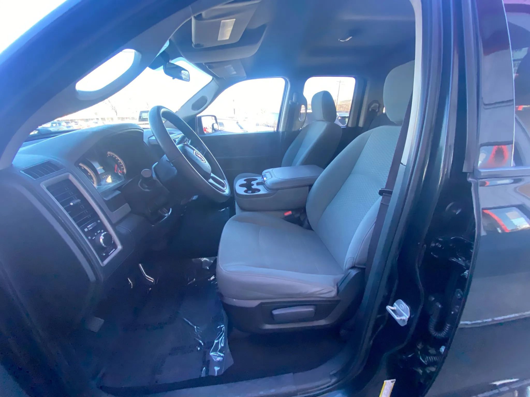 Used 2015 RAM 1500 Tradesman w/ Popular Equipment Group image 9