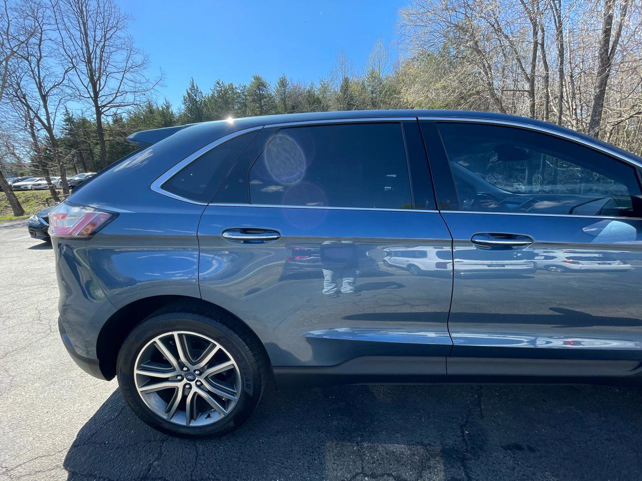 Used 2019 Ford Edge Titanium w/ Cold Weather Package image 10