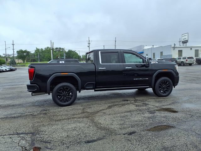 Used 2021 GMC Sierra 2500 Denali w/ Denali Black Diamond Edition AWD/4WD image 17