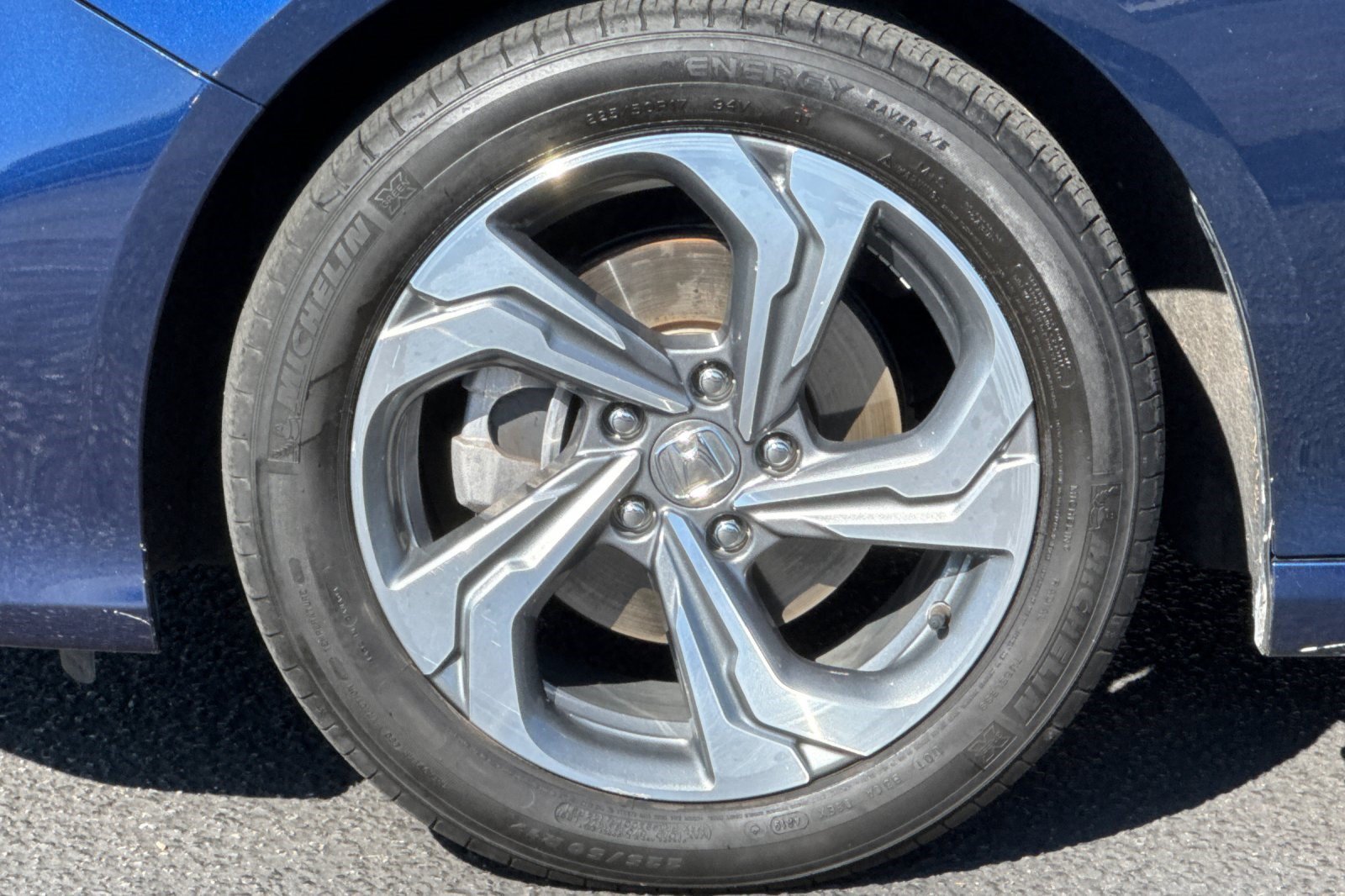 Used 2020 Honda Accord EX image 13