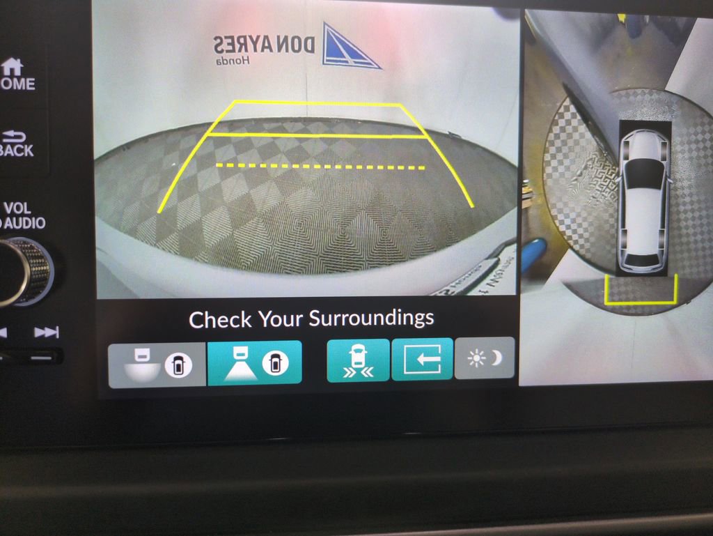 Certified 2025 Honda Pilot Elite image 24