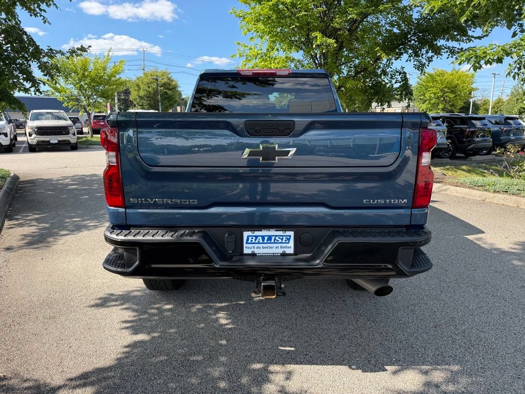 Used 2025 Chevrolet Silverado 2500 Custom w/ Custom Convenience Package AWD/4WD image 4