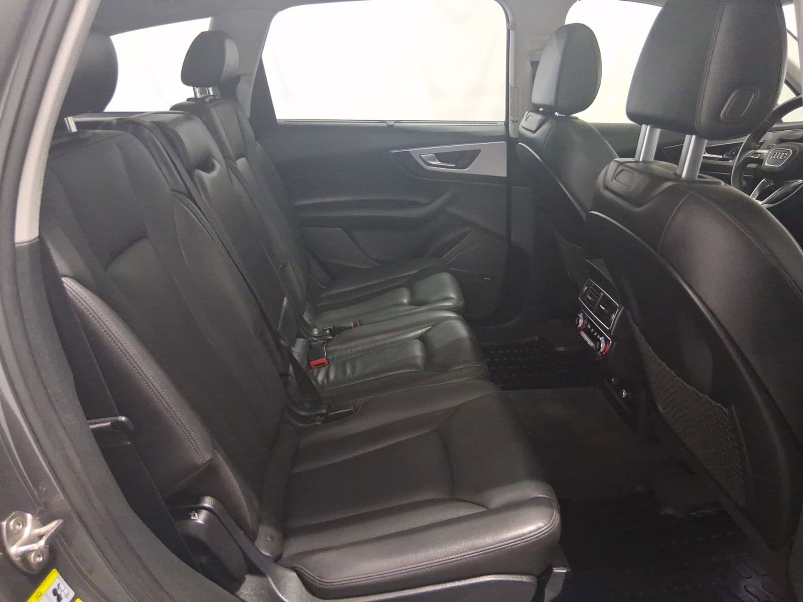 Used 2019 Audi Q7 2.0T Premium Plus w/ Premium Plus Package AWD/4WD image 16