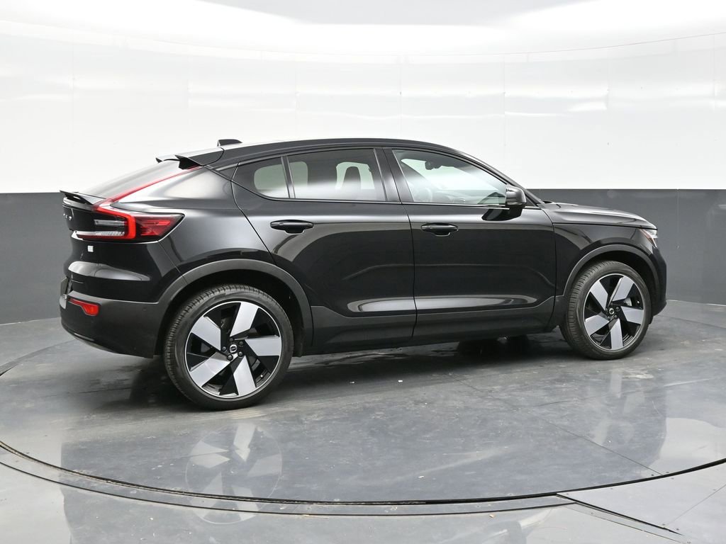 Used 2023 Volvo C40 P8 Recharge Ultimate image 3