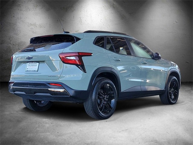 Used 2025 Chevrolet Trax ACTIV w/ Driver Confidence Package image 3