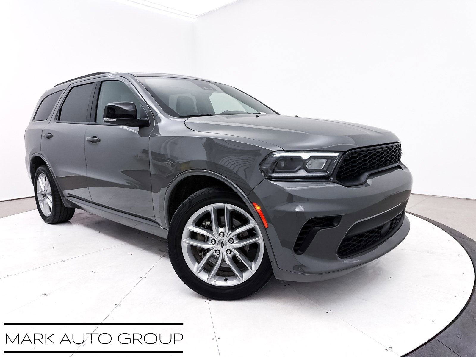 Used 2024 Dodge Durango GT image 1