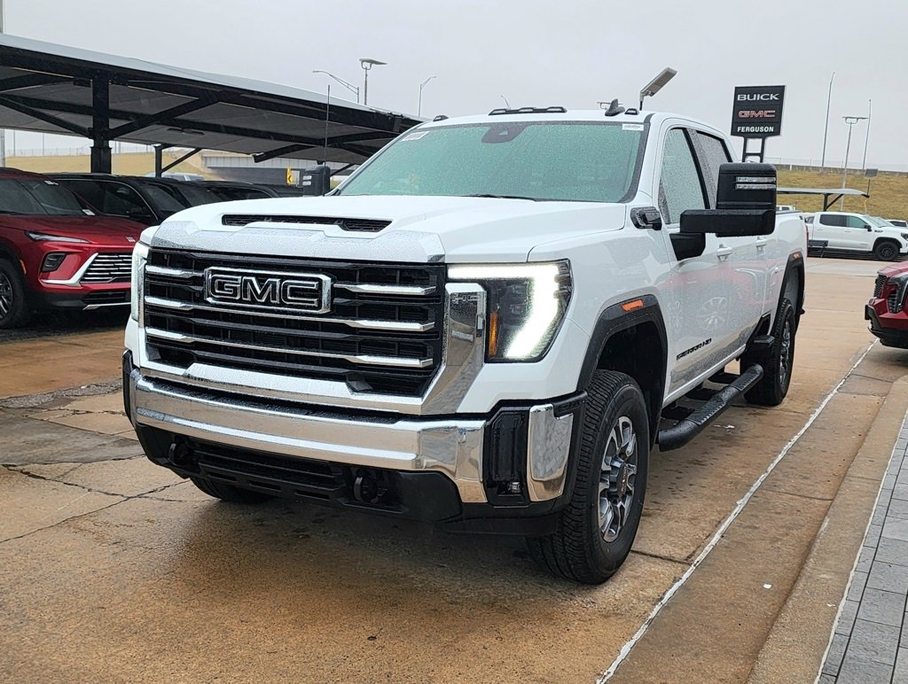 New 2026 GMC Sierra 2500 SLE image 7