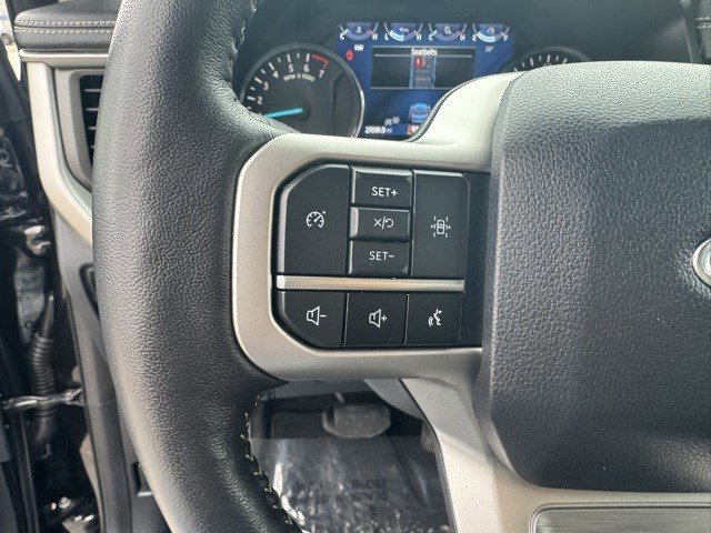 Certified 2024 Ford Expedition XLT image 16